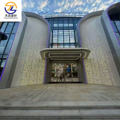 Weatherproof Aluminum Metal Ceiling for Office Building with C-Shaped Strip Design